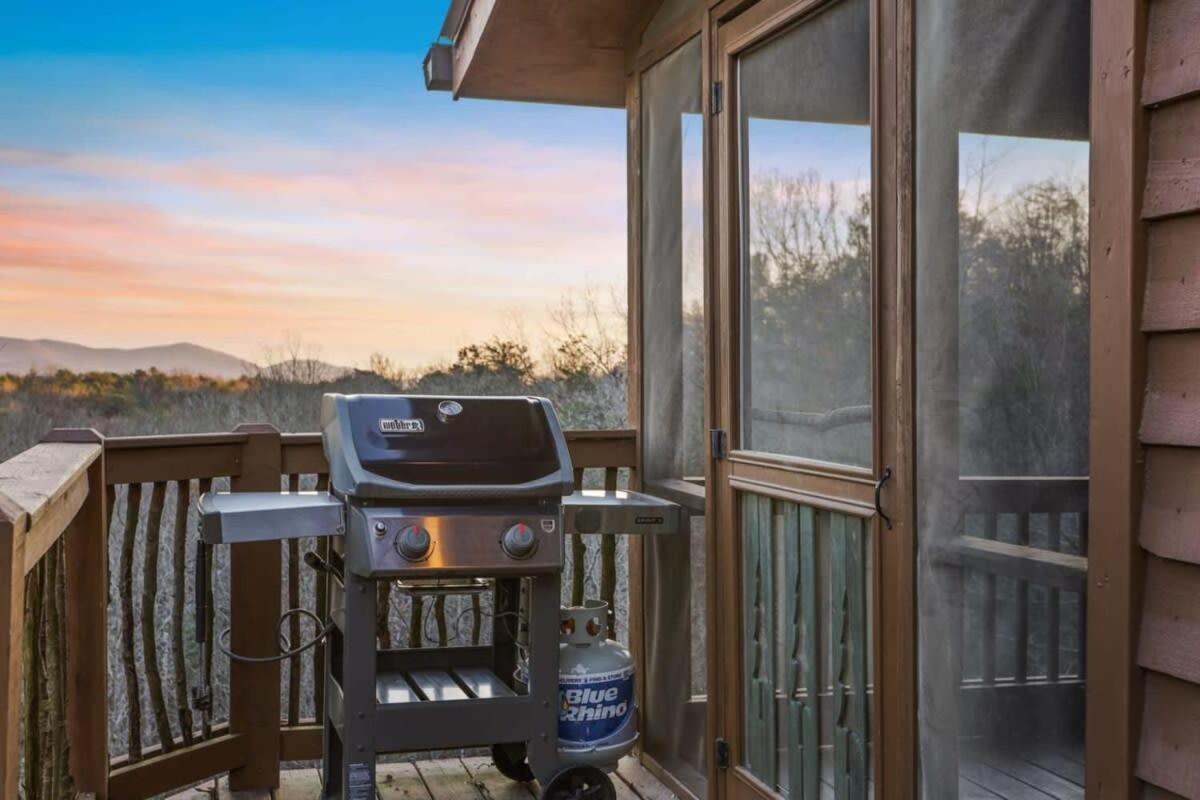 Mountain Views Hot Tub Firepit Close To Town Blue Ridge Eksteriør billede