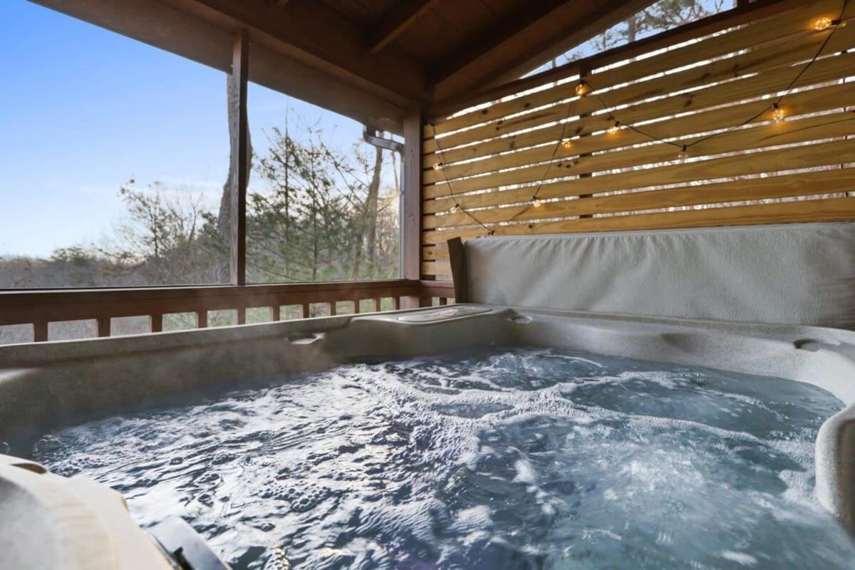 Mountain Views Hot Tub Firepit Close To Town Blue Ridge Eksteriør billede