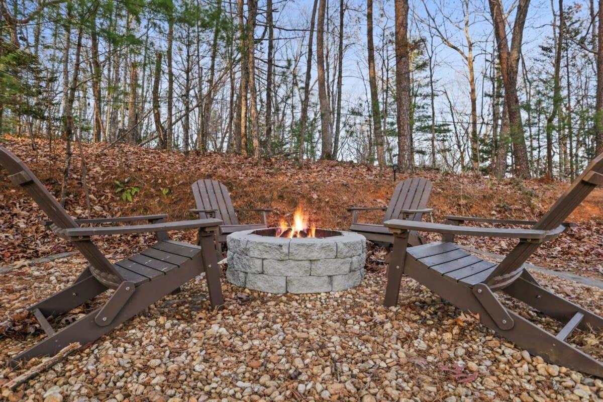 Mountain Views Hot Tub Firepit Close To Town Blue Ridge Eksteriør billede